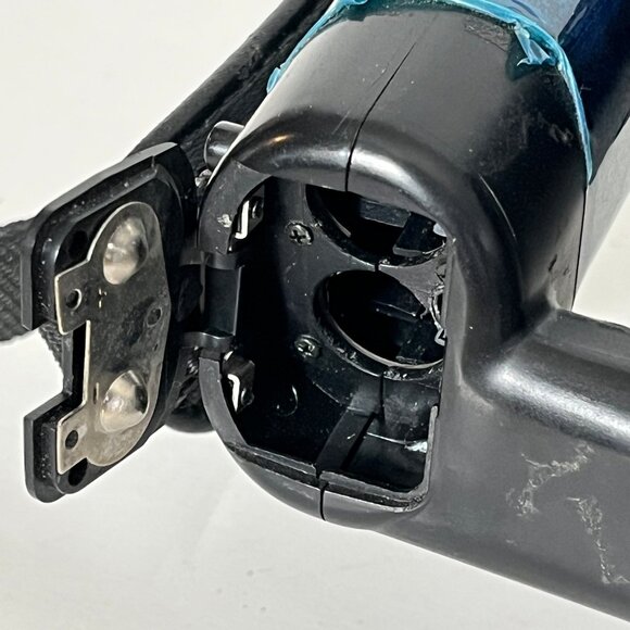 Polaroid Minipassport Model 203 Instant Film Camera As-Is Vinatge Display. - Picture 8 of 15